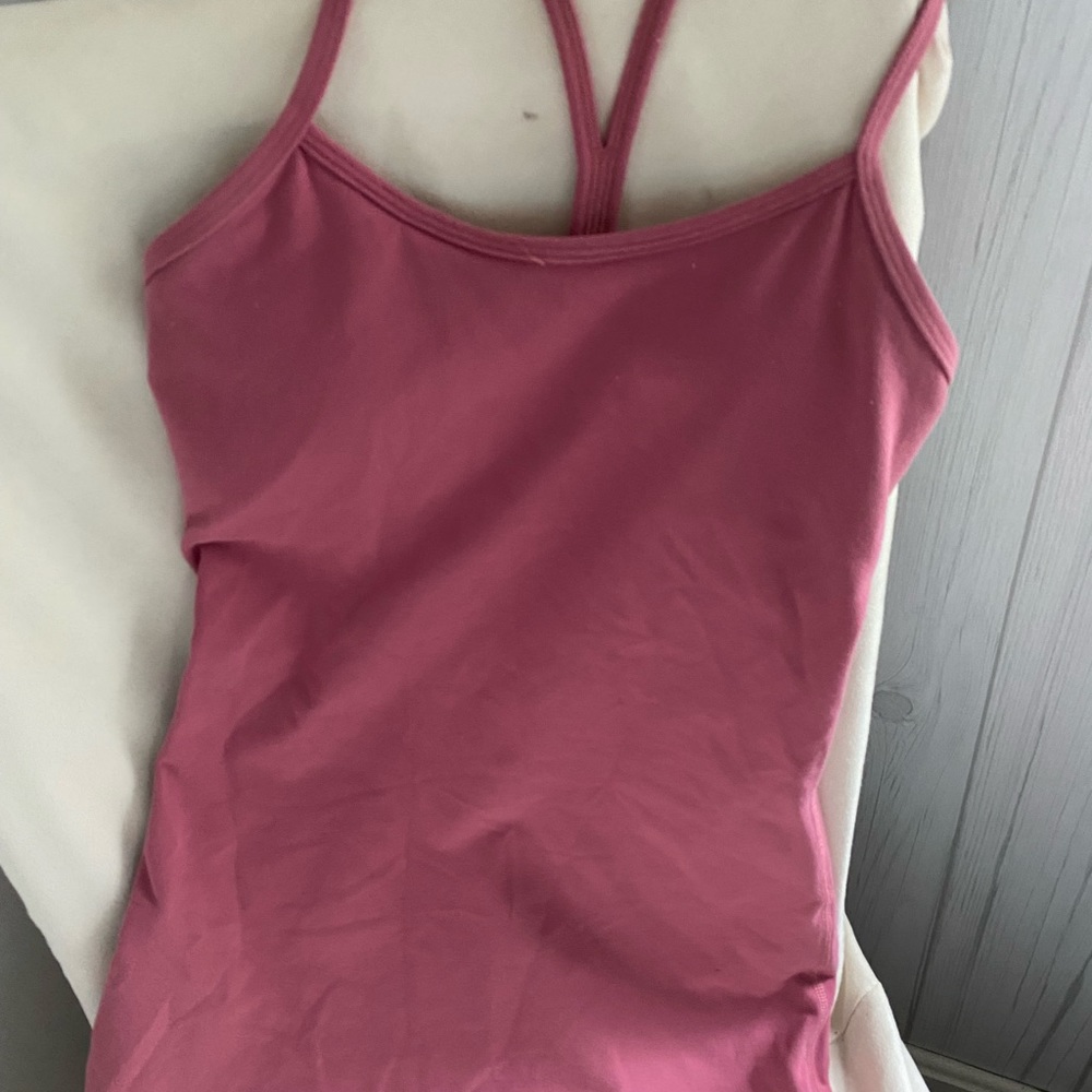 Lululemon xs padded workout top
